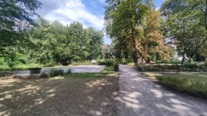 domy pod topolami zlotoklos 6